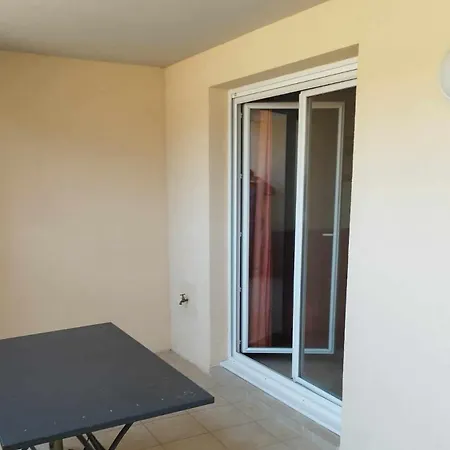 Avec Piscine & Parking - Meuble Classe 3 Etoiles - 1-6 Pers-